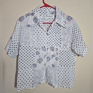 Alexis Of Bohemia Womens Short Sleeve Button Down Floral White Blue Shirt Size M